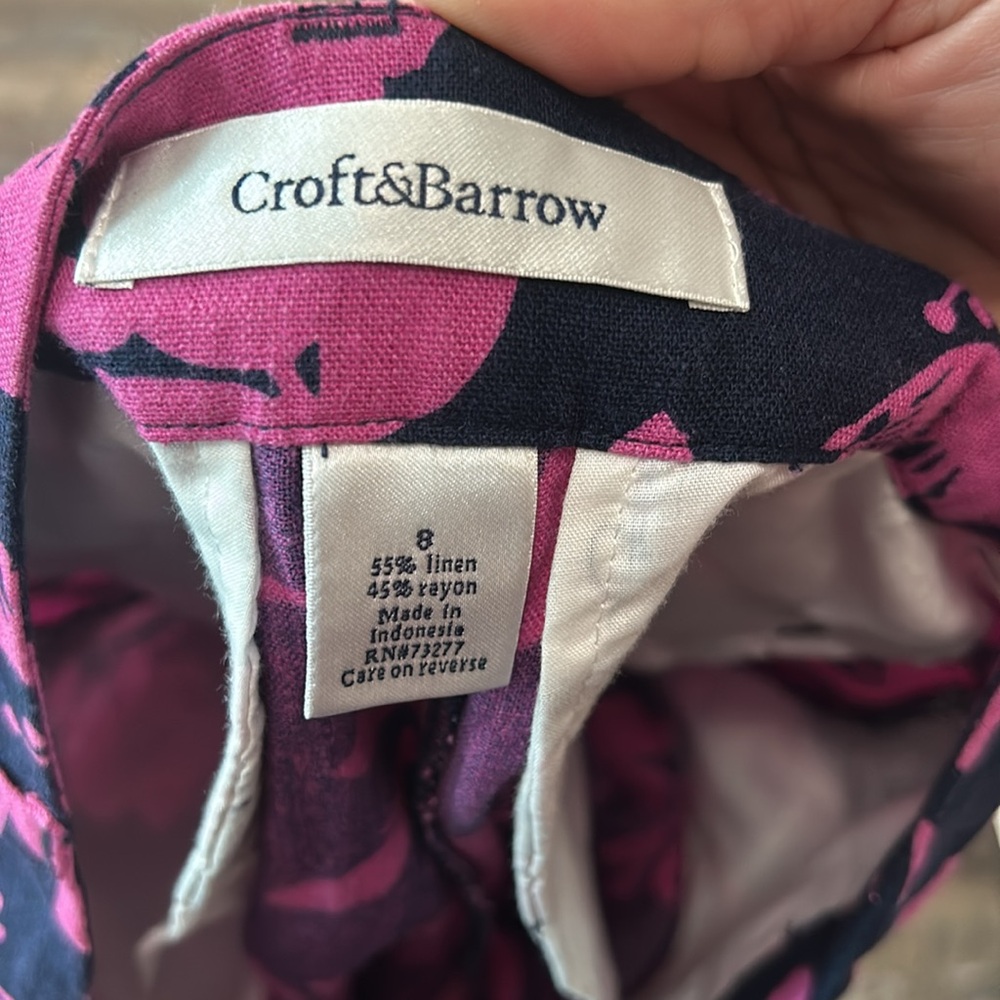Women's Croft‎ & Barrow Natural Fit Deep Pink Floral Shorts - Size 8 - Picture 4 of 4